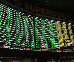 MLB Baseball Parlays – Square or Sharp Bet?